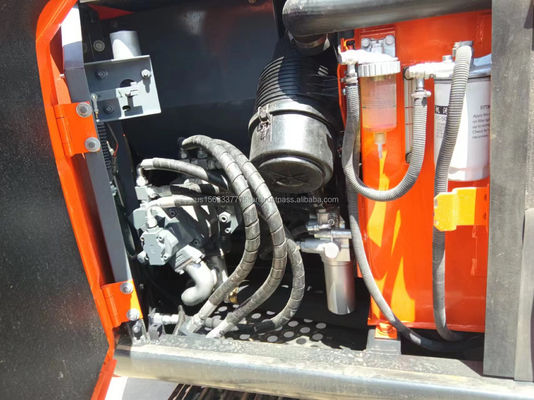 オリジナル液圧バルブと0~2000時間の作業時間を持つ中古ヒタチZX70掘削機