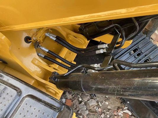 2016年 日本原産 CAT 315 掘削機 中古 掘削機 水力ポンプ カタツムリ機