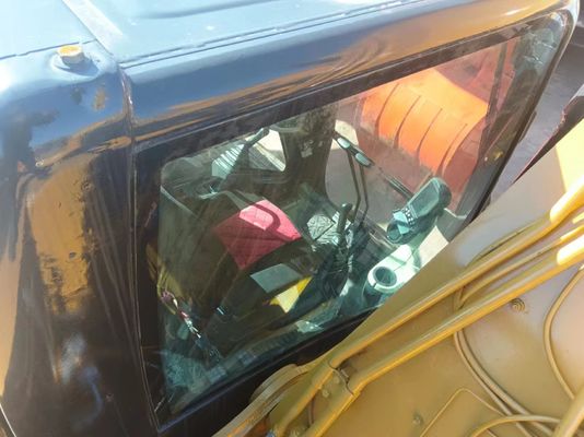 CAT 320 日本からの原始水力シリンダーと0~2000時間の作業時間を持つ掘削機