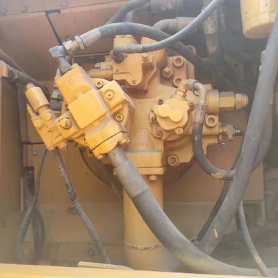日本から原装の水力ポンプを搭載した CAT 336D エグバレーター