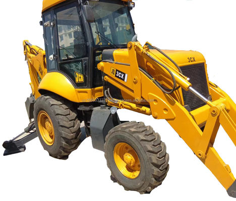 JCB 3CX ローダー 状態良好で,名乗荷重6トンで,2016年