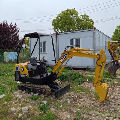 使用済み コマツー PC18 1.8 トン ミニ 掘削 ローラー 掘削機 0-2000 作業時間 11.2 kW