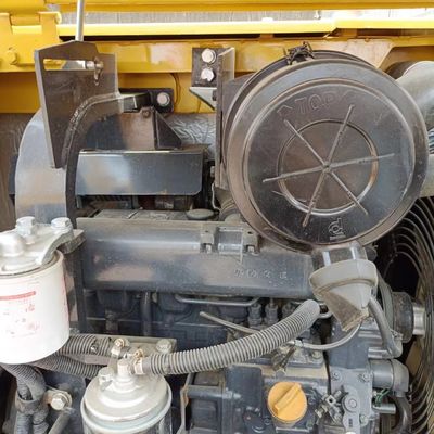 コマツー PC56 5.6トンの水力ミニ掘削機 クローラー掘削機 オリジナル水力弁