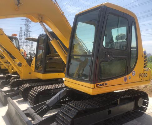 日本から6トンの小型水力掘削機で