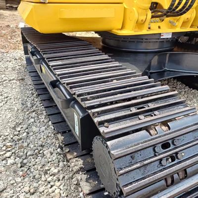 日本原作 コマツー PC130 掘削機 75kW パワー 13000KG 重量