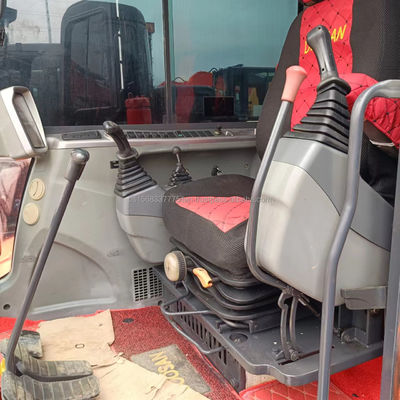 DOOSAN DX60 水力建設市場における 0.21M3バケツ容量の掘削機