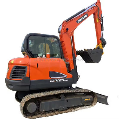 DOOSAN DX60 掘削機 2016年 40kw パワー 優れた効率と良いパフォーマンス