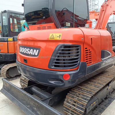 DOOSAN DX60 掘削機と水力工事機械 2016年に0~2000時間の作業時間
