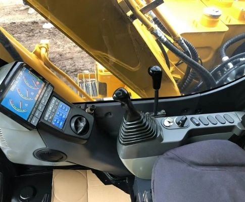 コマツー PC70 7T 0.2M3 ボケット容量と良好な走行状態の古着掘削機