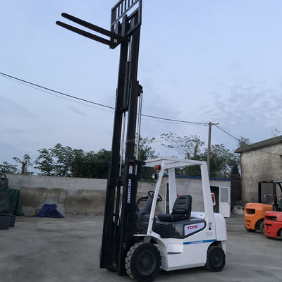 日本 TCM 2.5 トン 中古フォークリフト 0-2000 作業時間 4500 KG 機械重量保証