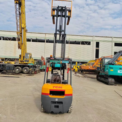 TCMフォークリフト 3トン 45 kW 0-2000 作業時間の日本での二手フォークリフト