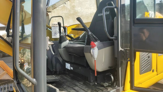 コマツーPC70 中古 販売 液圧掘削機 クローラー 7TON コマツーエンジン