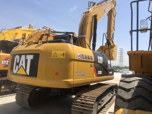 中古用掘削機 CAT 320D2 112 kW 日本産 非常状態で販売中