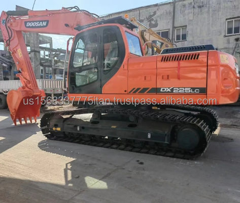 輸出された Doosan DX225 DH225 掘削機 労働時間が少なく,作業重量は高く