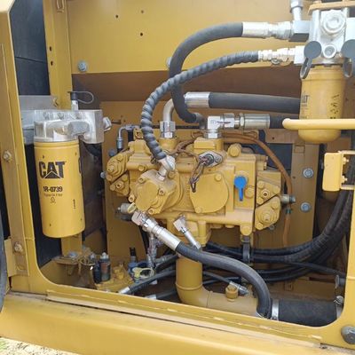 2016年 中古キャタピラー CAT 3115D エグババター 12000 KG 日本 水力クローラー エグババター