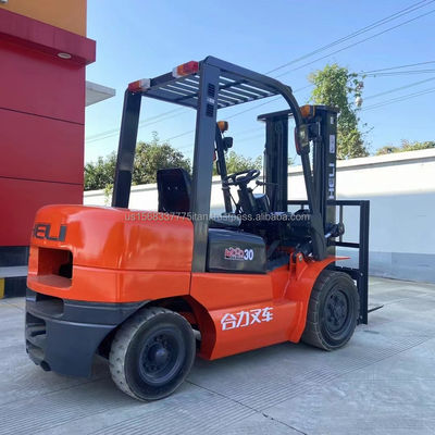 建設工事 3000kg 5000kg 3000mm リフトのフォークリフト ディーゼルフォークリフト 2 排出量