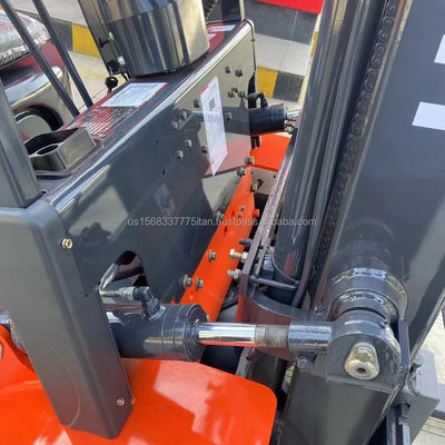 建設工事 3000kg 5000kg 3000mm リフトのフォークリフト ディーゼルフォークリフト 2 排出量