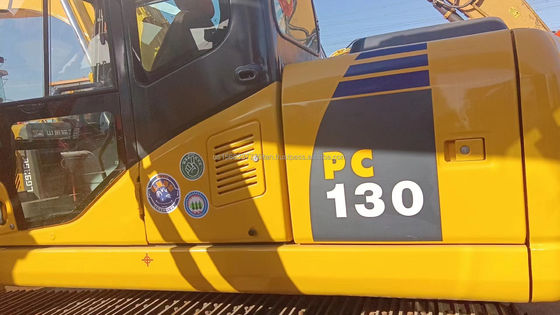 上海でオリジナルの水力ポンプと良いパフォーマンスのコマツーPC130掘削機