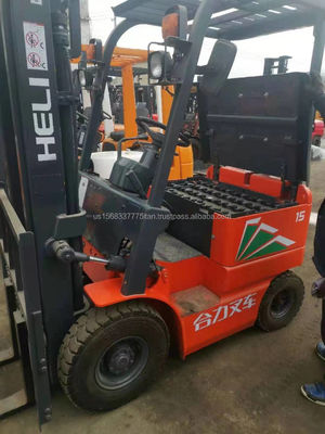 強力なエヴァルリフト ヘリ AC30 ディーゼルフォークリフト 4500 kg 重量 日本 ニッサン エンジン