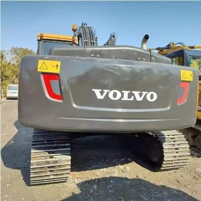 1.1m3のバケツ容量と119kWのパワーを持つ中古ボルボ掘削機240 360 480を販売します