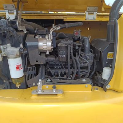 2016年 中古 コマツー PC70 掘削機 日本 7T ウォーキング状態 掘削機