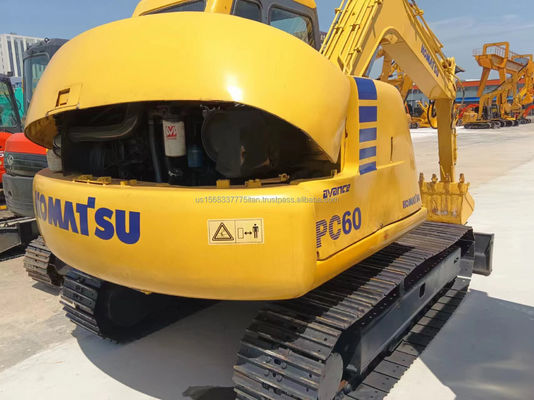 コマツー PC60 中古 掘削機 クローラー 6000 KG 機械 重量 オリジナル 液圧シリンダー
