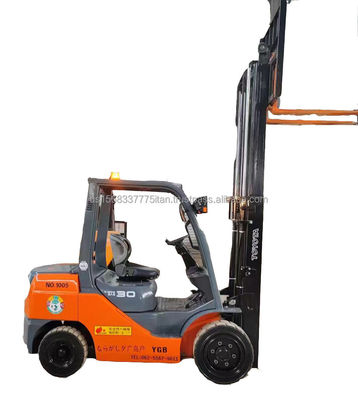 フォークリフト トヨタ 8F30 販売可能 合理的な使用済み ディーゼルフォークリフト 1000MM フォーク長