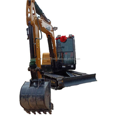 6トンの稼働重量 Sany SY60C 二手掘削機
