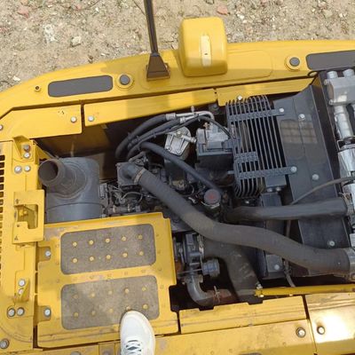 オリジナル液圧バルブと13トンの作業重量を持つ中古のコマツー掘削機 PC120