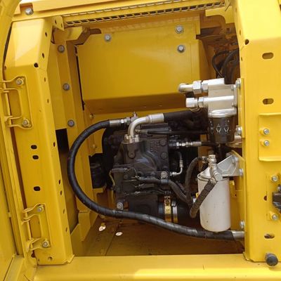 13トンの稼働重量 コマツー PC130 中古掘削機 オリジナルデザイン 状態良好