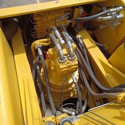 40T オリジナル液圧バルブと低作業時間を持つ中古コマツー PC400掘削機