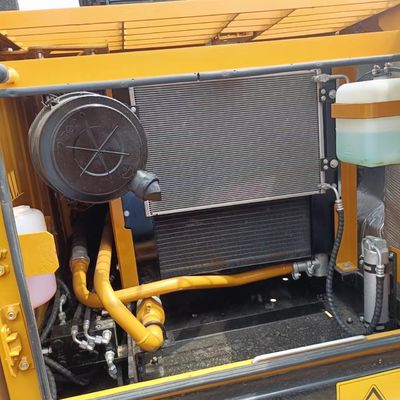 73 kw SANY SY135C 大型水力掘削機 13000 KG 地球移動掘削機