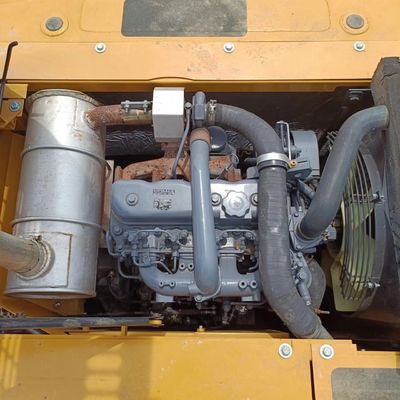 Sany SY135C 掘削機 2016年 状態良好 耐久性 0~2000 勤務時間