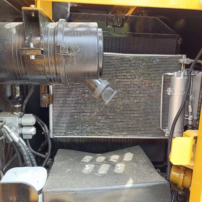 Sany SY75C Pro 中古掘削機 優れた稼働重量とオリジナルの水力ポンプ