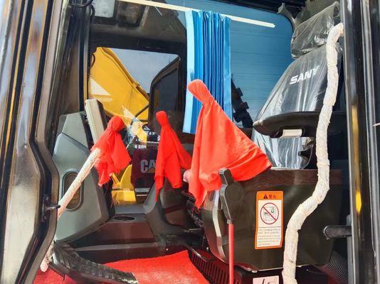 オリジナル液圧バルブと0〜2000時間の作業時間を持つ使用されたSany SY215C掘削機