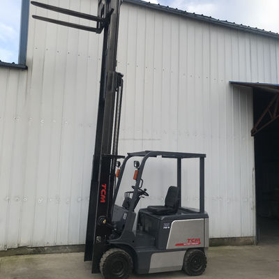 TCM 25フォークリフト 4.5m 2.5ton 顧客要求のための優れた性能の中古機
