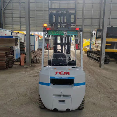 日本 TCMフォークリフト製造 2016年 45 kw 99% TCM YGB 3 トン使用フォークリフト