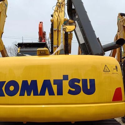 オリジナルエンジンのコマツーPC220 中古掘削機 22t 0-2000 作業時間
