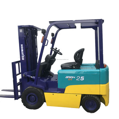 電気フォークリフト 2500kg 重量と優れた性能 オリジナルコマツー25