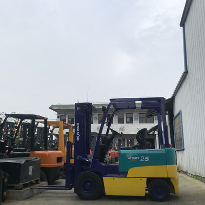 電気フォークリフト 2500kg 重量と優れた性能 オリジナルコマツー25