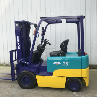 電気フォークリフト 2500kg 重量と優れた性能 オリジナルコマツー25