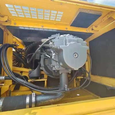 1.2M3のバケツ容量と119kWの電力で手頃な価格で使用されたコマツー PC220 EXCAVATOR