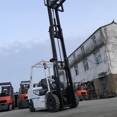 2トン 3トン 3.5トン 4トン 5トン 6トン 8トン 10トン ディーゼルフォークリフト 45kw エンジンと無料