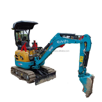 KUBOTA KXU17 ミニ掘削機 建築材料の店で使用される