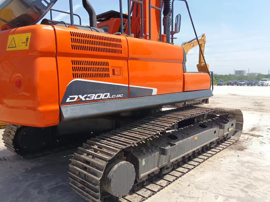 効率が良い原始水力シリンダーを持つ30TON 中古DOOSAN DX300掘削機