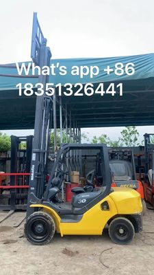 良い状態 3000 kg 重量 電動フォークリフト コマツー 3 トン AC モーターで動いています